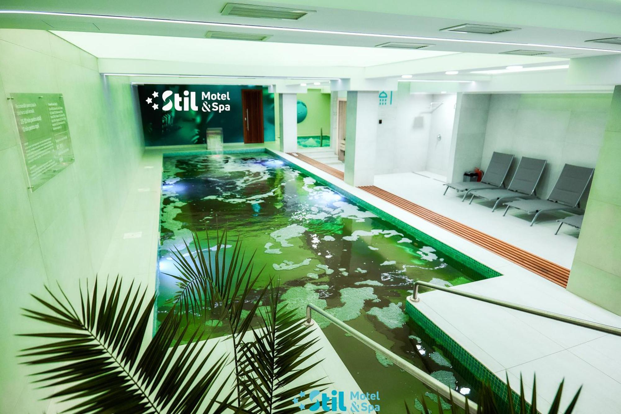 Stil Motel & Spa Tasnad Exterior foto